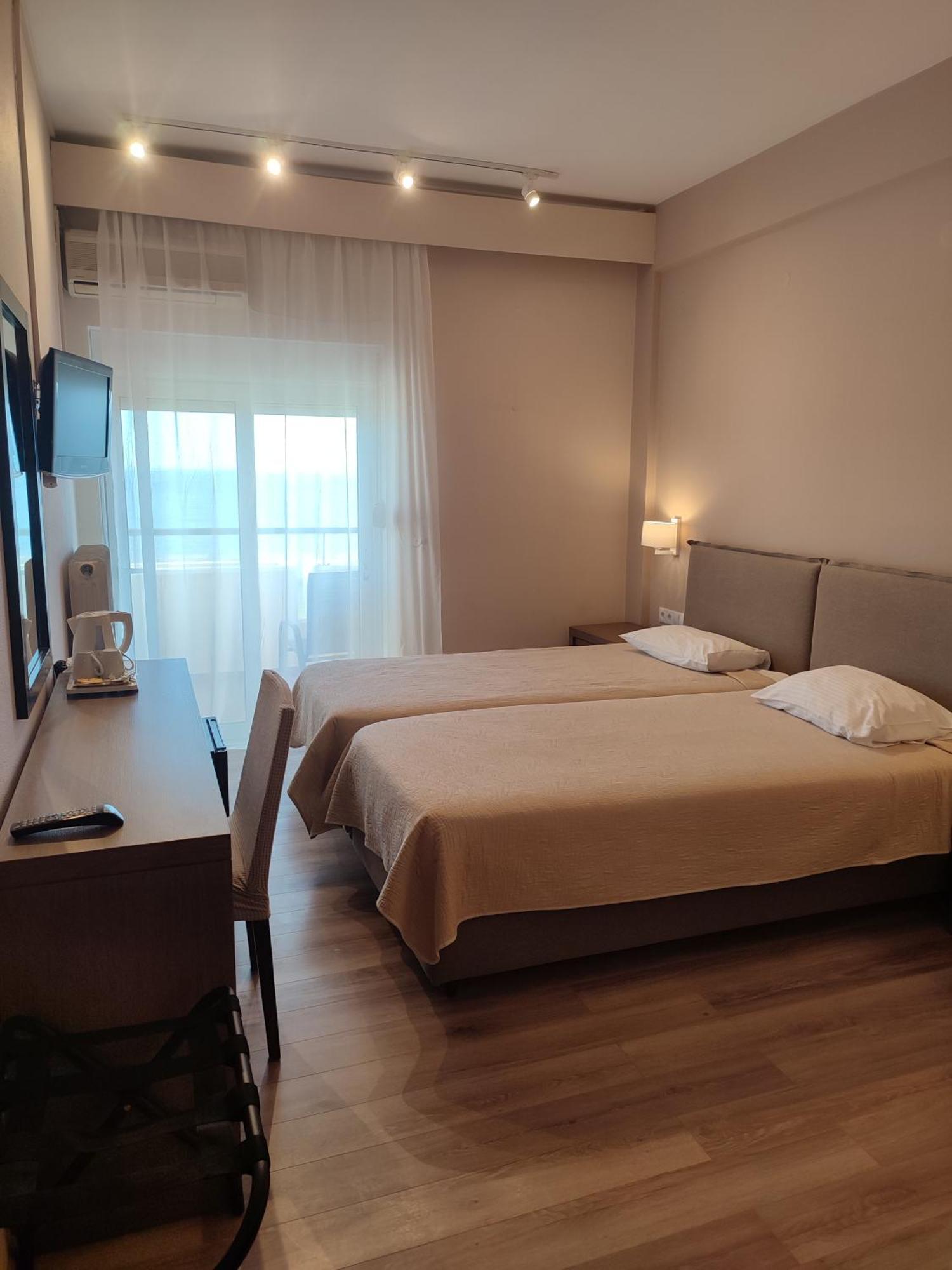 אלכסנדרופולי Plaza Hotel מראה חיצוני תמונה